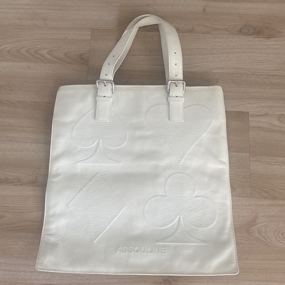 MCM White Leather Suits Tote Bag - Like New - Picture 4 of 10